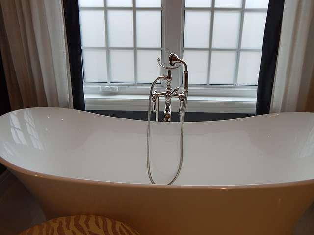 bathtub 902361 640