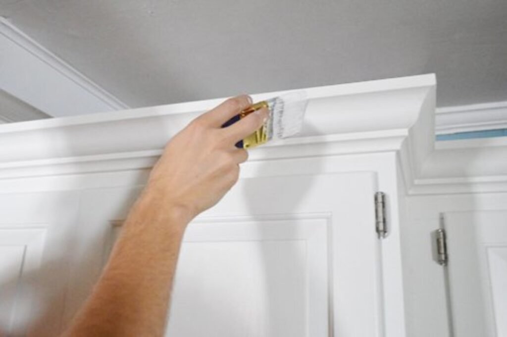 tips for painting crown molding white