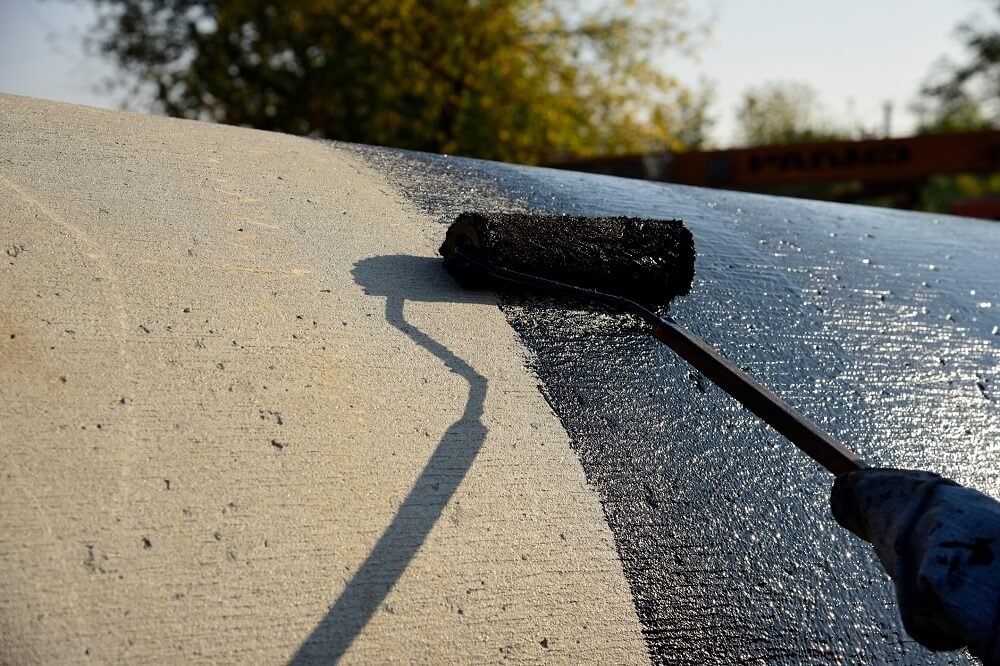 dreamstime_m_127065194_bituminous-paint-coating-pipeline_1000px • Best Maintenance and Repair Company in Dubai
